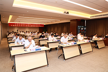 深J9直营集团党委召开进建贯彻习近平新时期中国特色社会主义思想主题教育带头部署会
